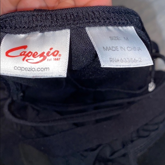 Capezio leotard with adjustable straps and bra - Picture 4 of 4